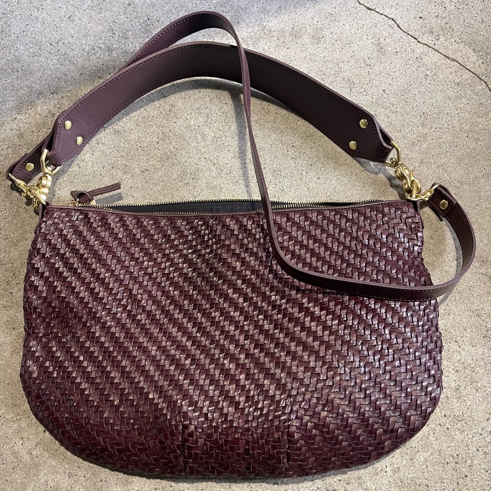 Clare V Moyen Messenger Bag - Woven Plum